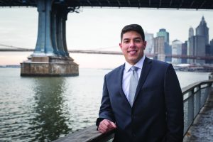 Gustavo Marquez (BUS ’14), a financial analyst with Morgan Stanley in New York, learned about trading industry opportunities from Corporate Connectors volunteers.